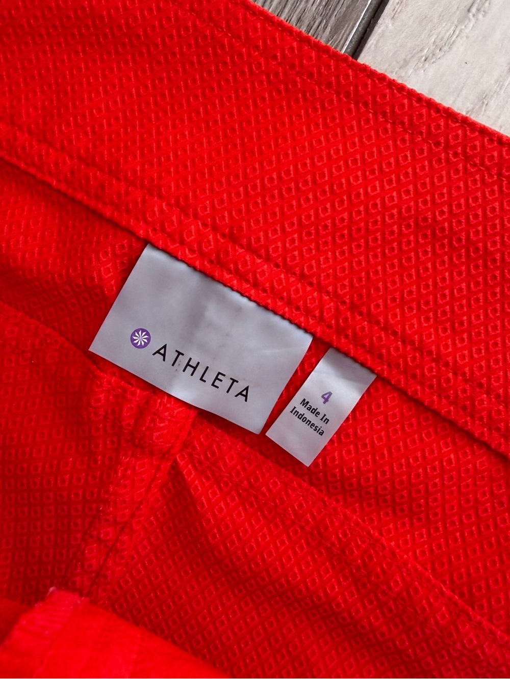 Athleta Clearwater 4" Short - Picture 4 of 8